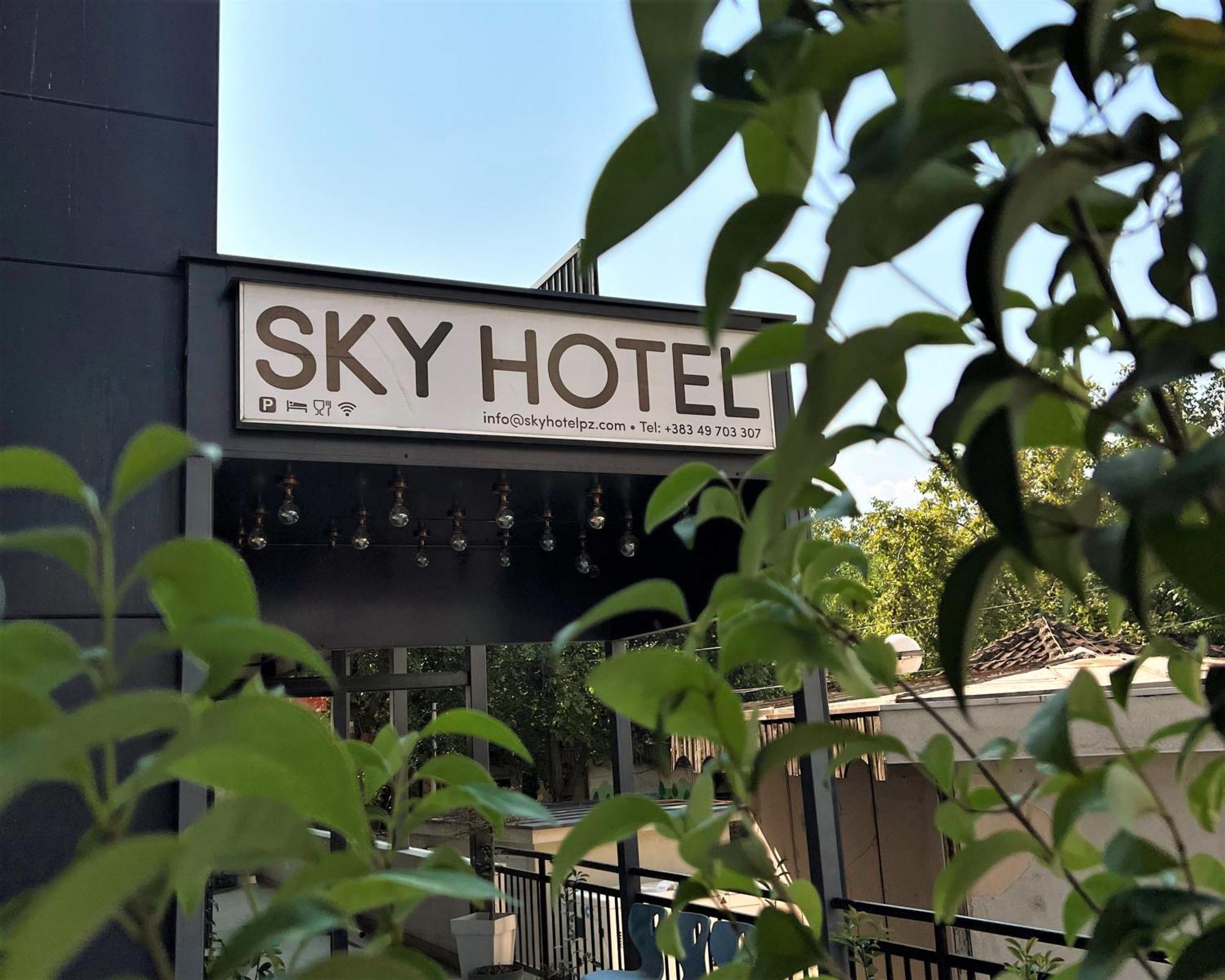 Sky Hotel Prizren Extérieur photo